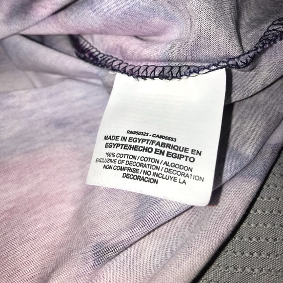 NWOT Nike T-Shirt - Picture 7 of 7